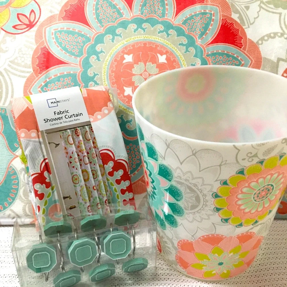 Groovy Medallion shower curtain hooks